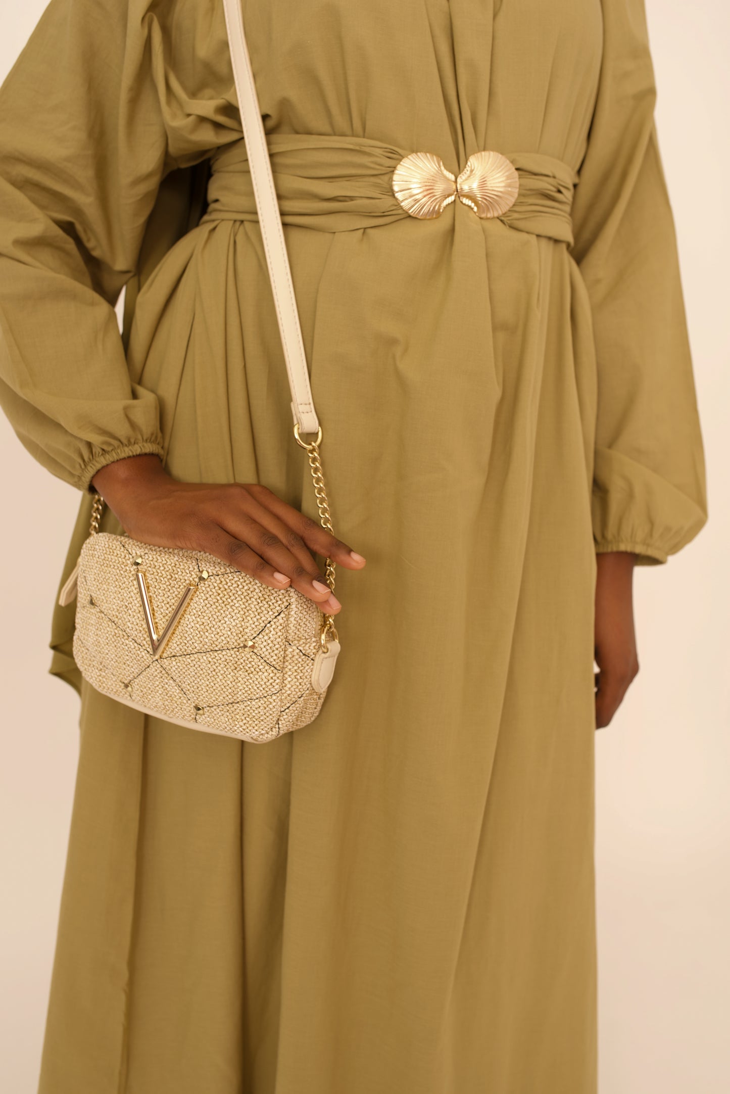 Robe Viola Safa – Voile de Coton Vert Olive avec Ceinture Boucle