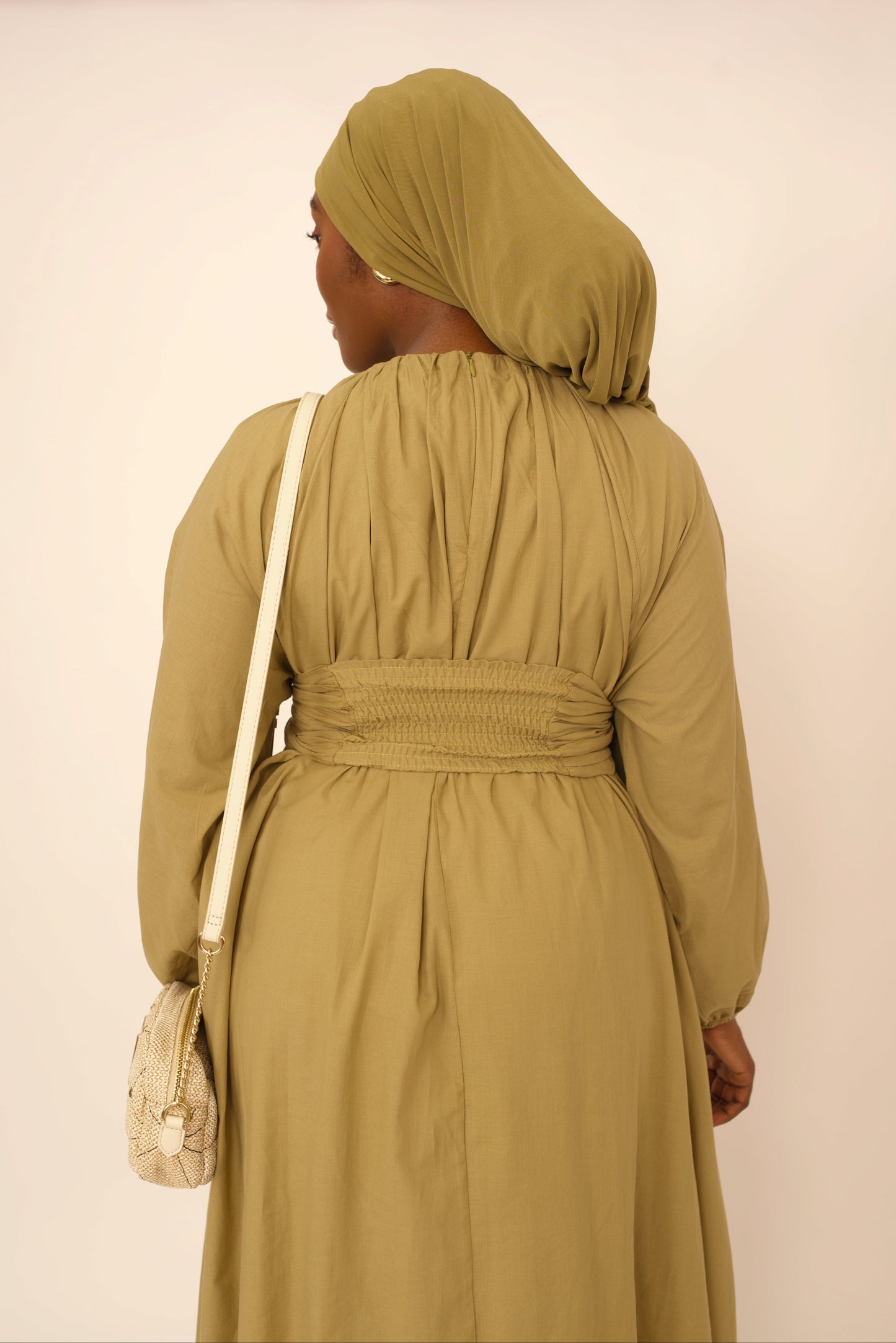 Robe Viola Safa – Voile de Coton Vert Olive avec Ceinture Boucle