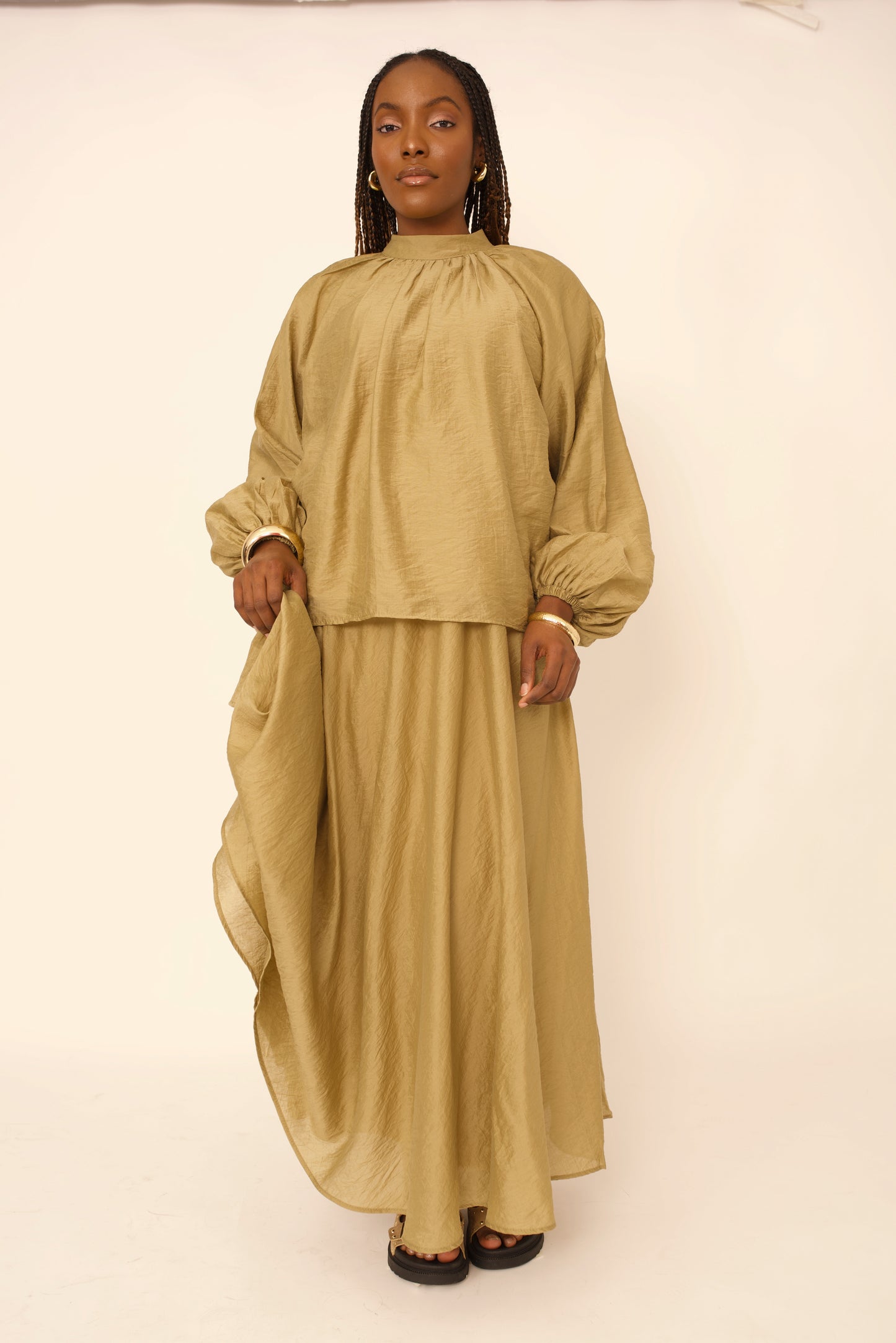 Ensemble Eléna – Haut & Jupe Longue Kaki Doublé | Merra Paris